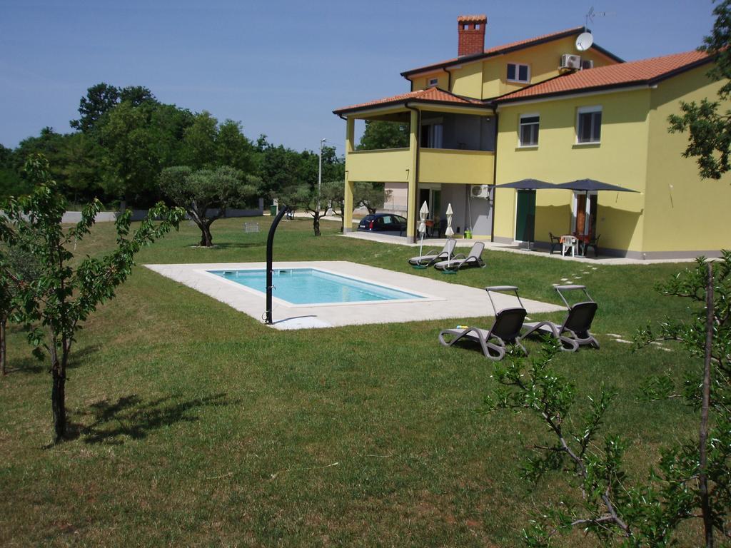 Villanova Apartments Пореч Номер фото